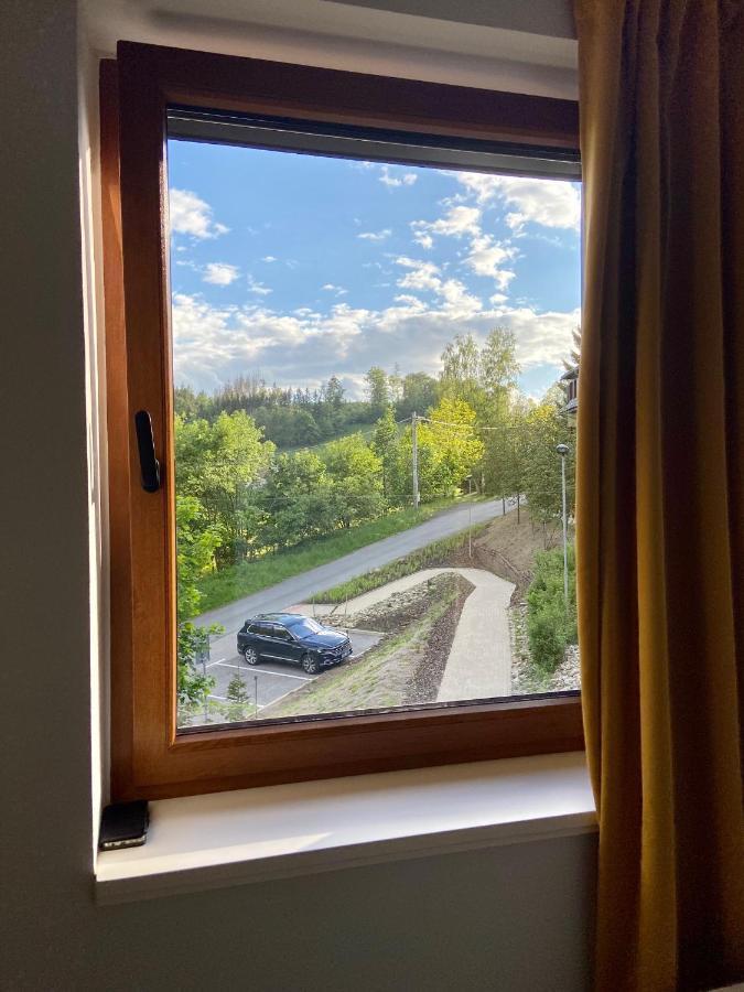 Utulny Apartman V Srdci Krkonos Se Saunou Jablonec nad Jizerou Kültér fotó